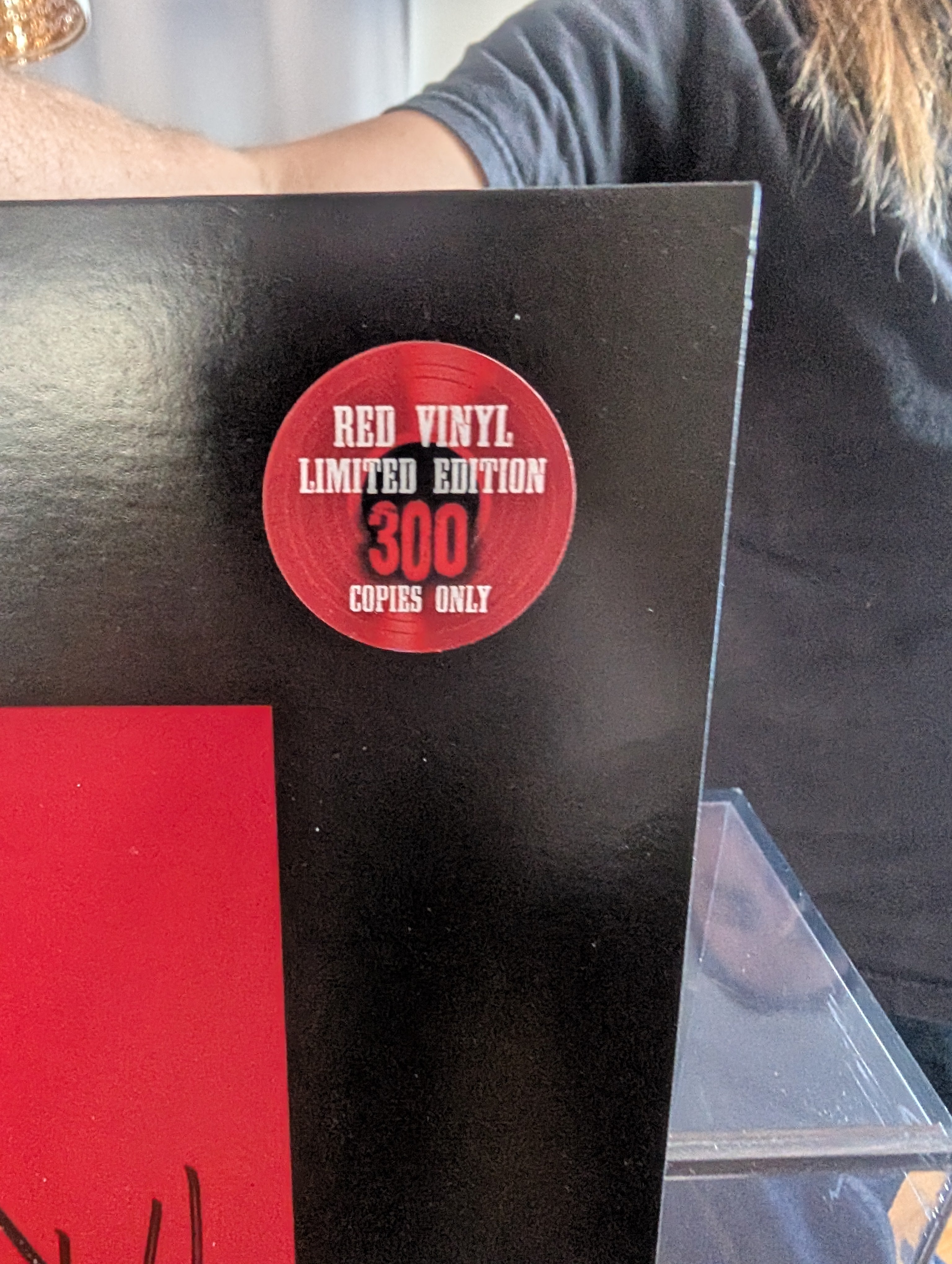 LIMITED RED EDITION) Steve Hill - Hanging On A String | Signed